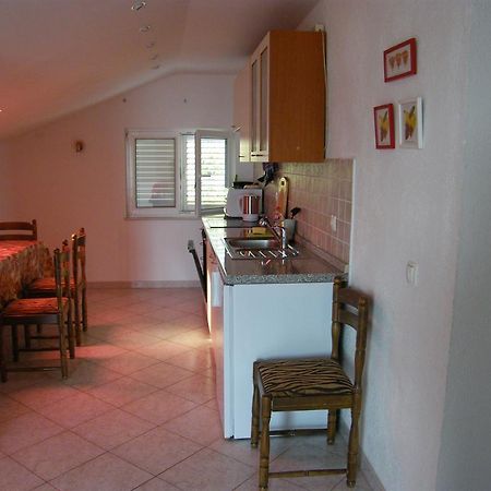 Apartment Aida โตรกีร์ ภายนอก รูปภาพ